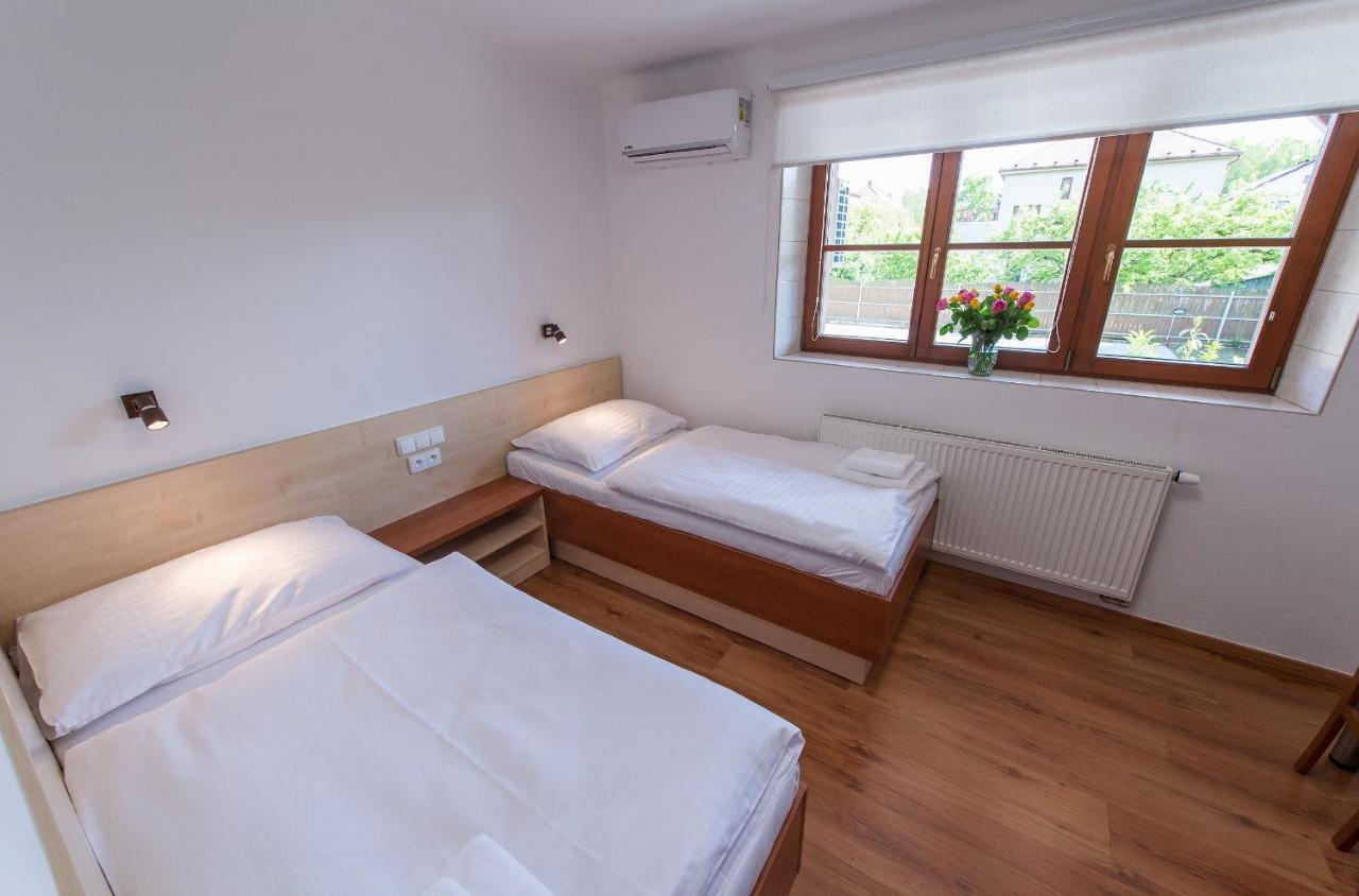 Penzion Leknín Třeboň Exterior foto